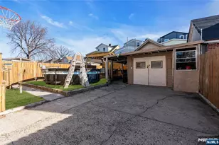 357 11th St, Newark, NJ 07107 - Photo 26