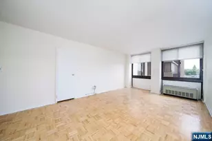 200 Winston Dr 401, Cliffside Park, NJ 07010 - Photo 14