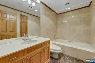 1225 River Road 2B, Edgewater, NJ 07020 - Photo 20