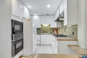 1225 River Road 2B, Edgewater, NJ 07020 - Photo 14