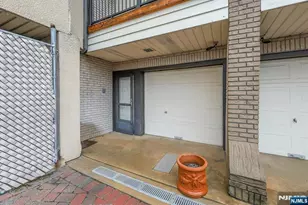 1225 River Road 2B, Edgewater, NJ 07020 - Photo 38