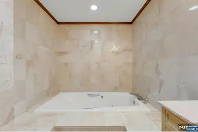 1225 River Road 2B #2B, Edgewater, NJ 07020 - Photo 24