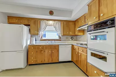 117 Lincoln Avenue, North Arlington, NJ 07031 - Photo 12