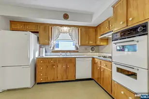 117 Lincoln Ave, North Arlington, NJ 07031 - Photo 12