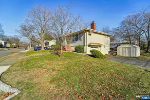 103 Hickory St, Washington Township, NJ 07676 - Photo 2