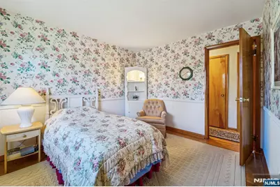 103 Hickory Street, Washington Township, NJ 07676 - Photo 14
