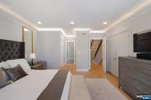 606 Undercliff Ave 1, Edgewater, NJ 07020 - Photo 12