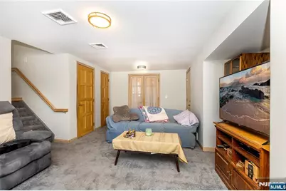 18 Stanford Place, Wayne, NJ 07470 - Photo 8