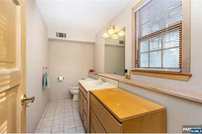 18 Stanford Place, Wayne, NJ 07470 - Photo 10