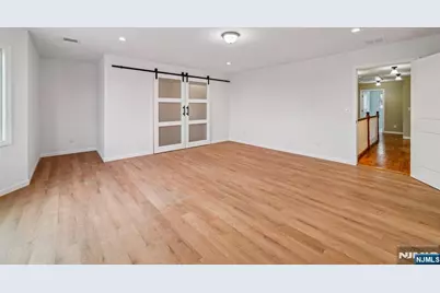 255 Westminster Place, Lodi, NJ 07644 - Photo 18