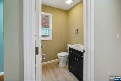 255 Westminster Place, Lodi, NJ 07644 - Photo 16