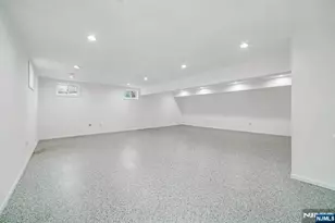 255 Westminster Pl, Lodi, NJ 07644 - Photo 38