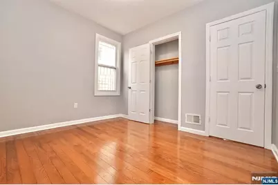 151 Vermont Avenue, Newark, NJ 07106 - Photo 18