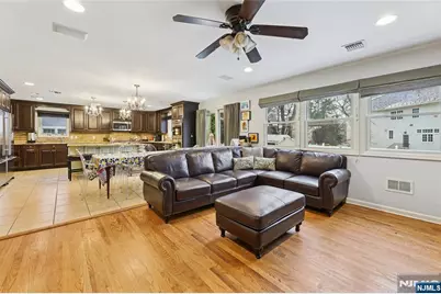 50 Highgate Terrace, Bergenfield, NJ 07621 - Photo 18