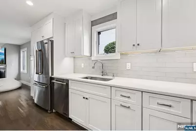 746 Undercliff Avenue B #B, Edgewater, NJ 07020 - Photo 14