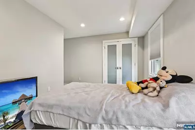 746 Undercliff Avenue B #B, Edgewater, NJ 07020 - Photo 30