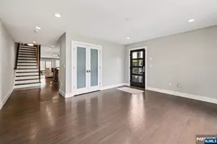 746 Undercliff Ave B, Edgewater, NJ 07020 - Photo 6