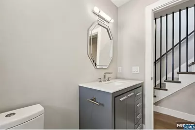 746 Undercliff Avenue B #B, Edgewater, NJ 07020 - Photo 28