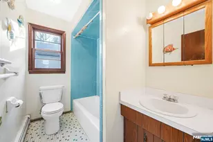 609 Monroe Ave, Washington Township, NJ 07676 - Photo 10