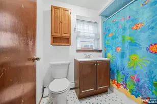 609 Monroe Ave, Washington Township, NJ 07676 - Photo 14