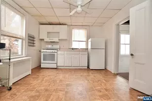 214 Ashland Ave, Bloomfield, NJ 07003 - Photo 14