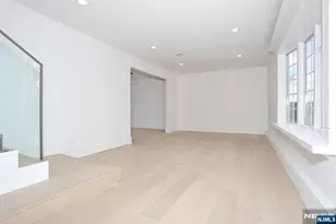 139 Waldwick Ave, Waldwick, NJ 07463 - Photo 6