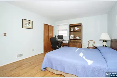 18 Schirra Drive, Wanaque, NJ 07465 - Photo 20