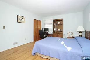 18 Schirra Dr, Wanaque, NJ 07465 - Photo 20