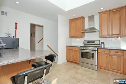 18 Schirra Drive, Wanaque, NJ 07465 - Photo 12