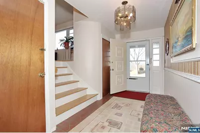 18 Schirra Drive, Wanaque, NJ 07465 - Photo 4