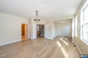 23 Devonshire Dr 118, Clifton, NJ 07013 - Photo 22