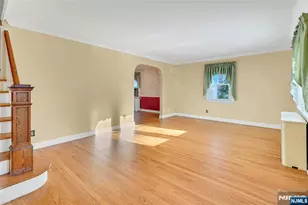 208 W Passaic Ave, Bloomfield, NJ 07003 - Photo 2