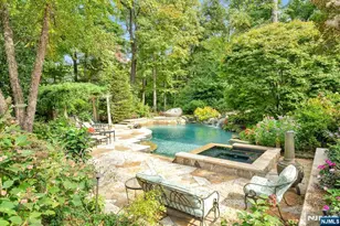 307 Freemans Ln, Franklin Lakes, NJ 07417 - Photo 10