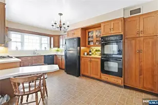 524 Harristown Rd, Glen Rock, NJ 07452 - Photo 8