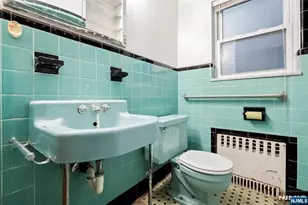 1225 Inwood Terrace, Fort Lee, NJ 07024 - Photo 20