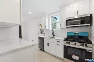 5 Colleen St, Newark, NJ 07106 - Photo 4