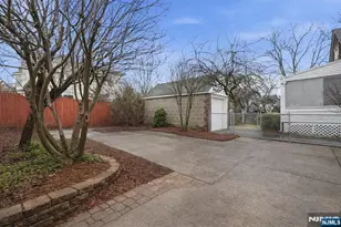 5 Colleen St, Newark, NJ 07106 - Photo 14