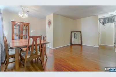 916 Stuyvesant Avenue 2 #2, Irvington, NJ 07111 - Photo 6