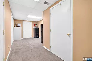 404 Green Mountain Rd, Mahwah, NJ 07430 - Photo 40