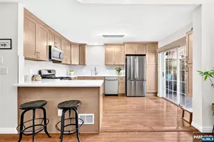 404 Green Mountain Rd, Mahwah, NJ 07430 - Photo 16