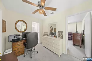 37-1 Tamaron Dr, Waldwick, NJ 07463 - Photo 24