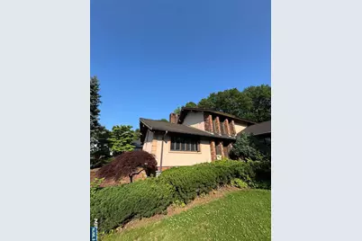 77 Macarthur Drive, Clifton, NJ 07013 - Photo 2