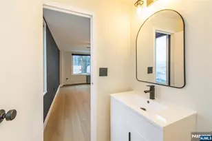 1 Wall Street 1E, Fort Lee, NJ 07024 - Photo 14