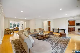 71 Roberts Rd, Englewood Cliffs, NJ 07632 - Photo 14