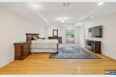 71 Roberts Road, Englewood Cliffs, NJ 07632 - Photo 24