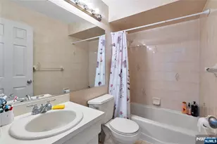 144 70th Street 2A, West New York, NJ 07093 - Photo 18