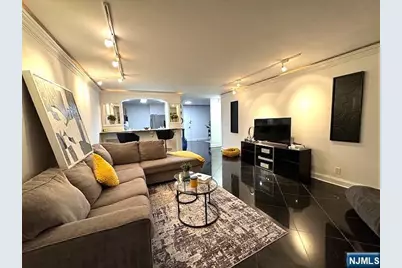 1203 River Road 19K #19K, Edgewater, NJ 07020 - Photo 4