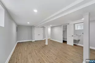 372 Rutherford Blvd, Clifton, NJ 07014 - Photo 34