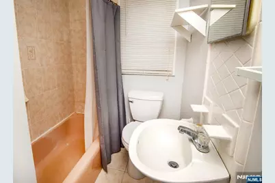 7 Westminster Place, Garfield, NJ 07026 - Photo 10