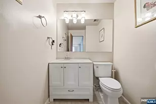 31 Fairmount Ave 16A, Hackensack, NJ 07601 - Photo 26